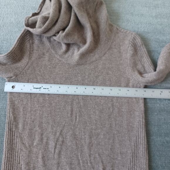 Athleta Cashmere Sweater Women XS Beige Oversized Turtleneck Stretch Lightweight - Picture 5 of 10